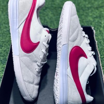 BOTINES F5 Nike 26