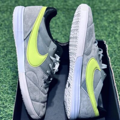 BOTINES F5 Nike 28